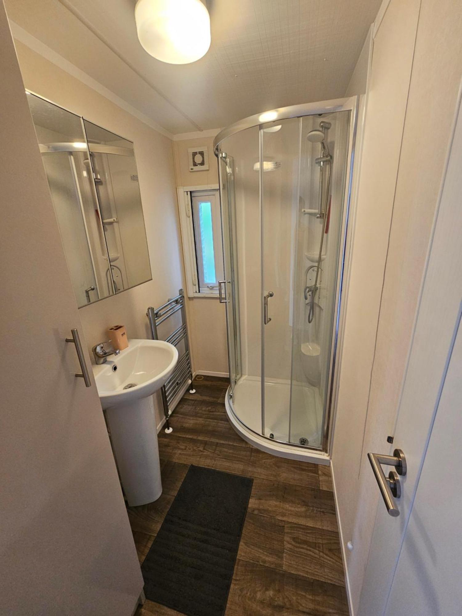 Luxe 4 Persoons Chalet Op 5 Sterren Camping Raalte Zewnętrze zdjęcie