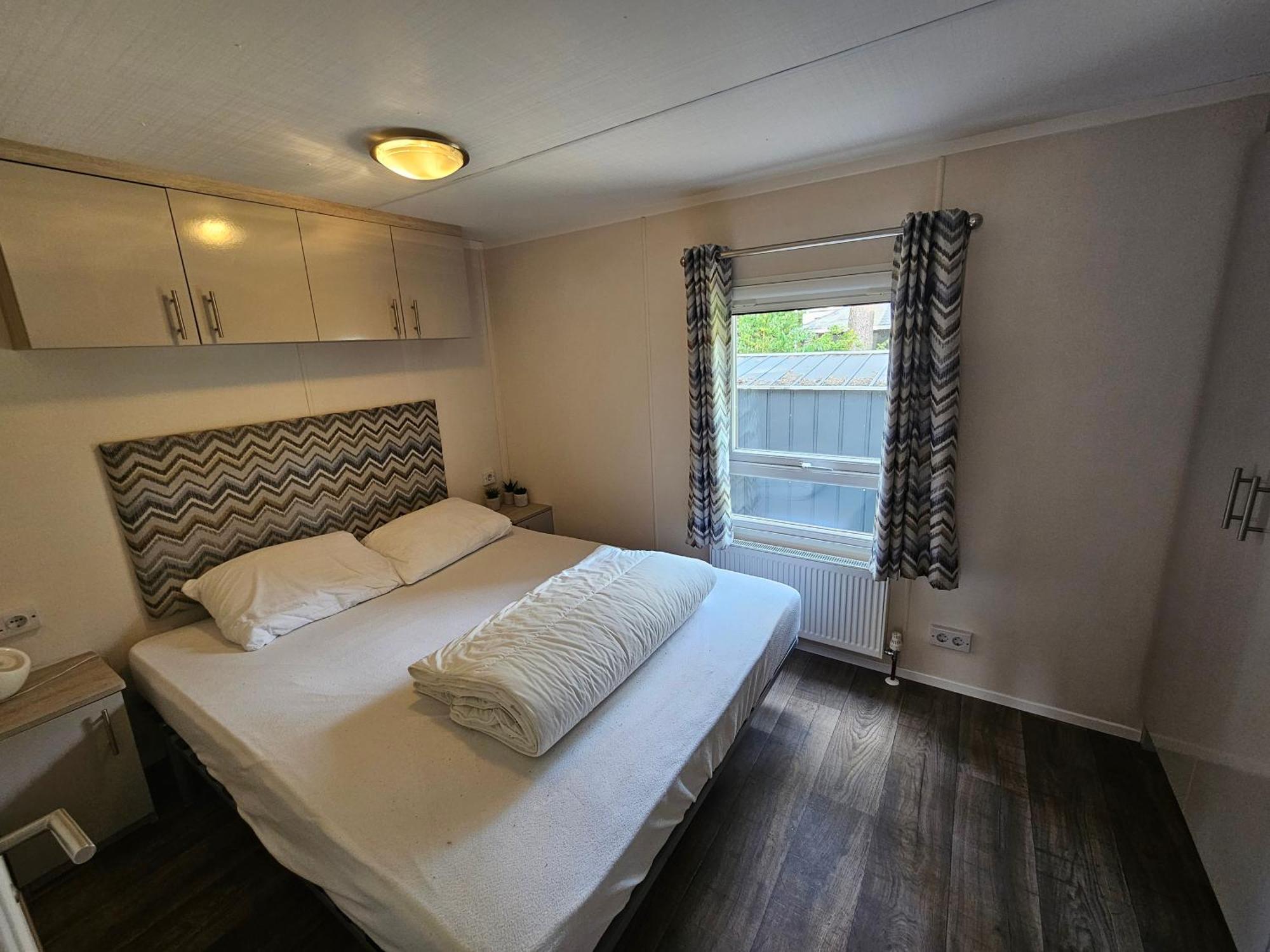 Luxe 4 Persoons Chalet Op 5 Sterren Camping Raalte Zewnętrze zdjęcie